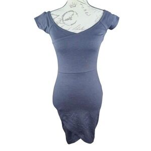 Forever 21 -728 Bodycon Dress‎ Short Sleeve V Neck Fitted Mini Dress Size Medium